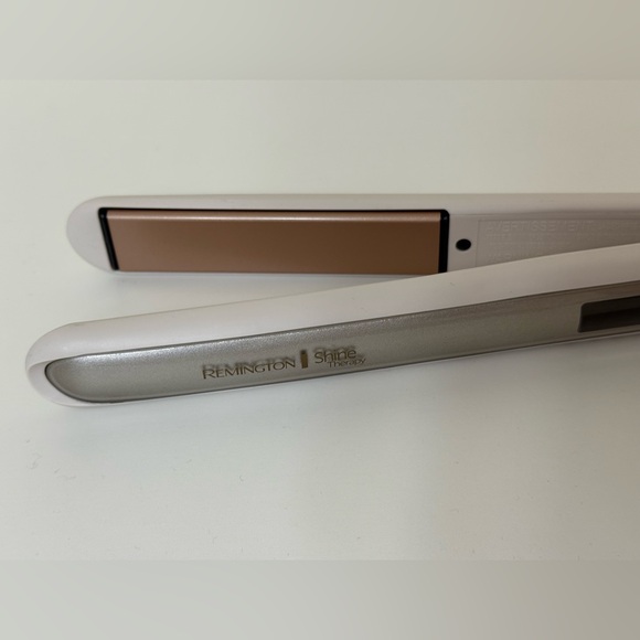 Remington Shine Therapy 1 inch Hair Straightener Iron - Picture 6 of 9